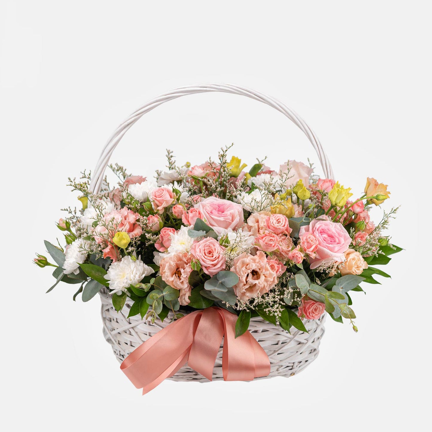 https://speakingroses.com.cy/Basket-with-mixed-flowers-