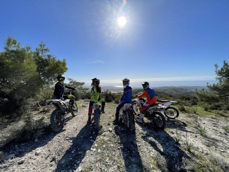 Beginner Off-Road Motorcycle Experience: Fun Enduro Try-out for All Skill Levels