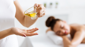Ultimate Aromatherapy Massage: Deep Relaxation, Stress Relief, and Rejuvenation